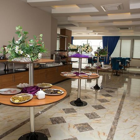 Akcali Hotel Iskenderun Bagian luar foto