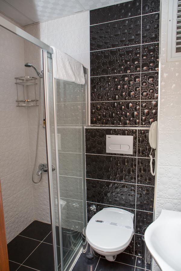 Akcali Hotel Iskenderun Bagian luar foto