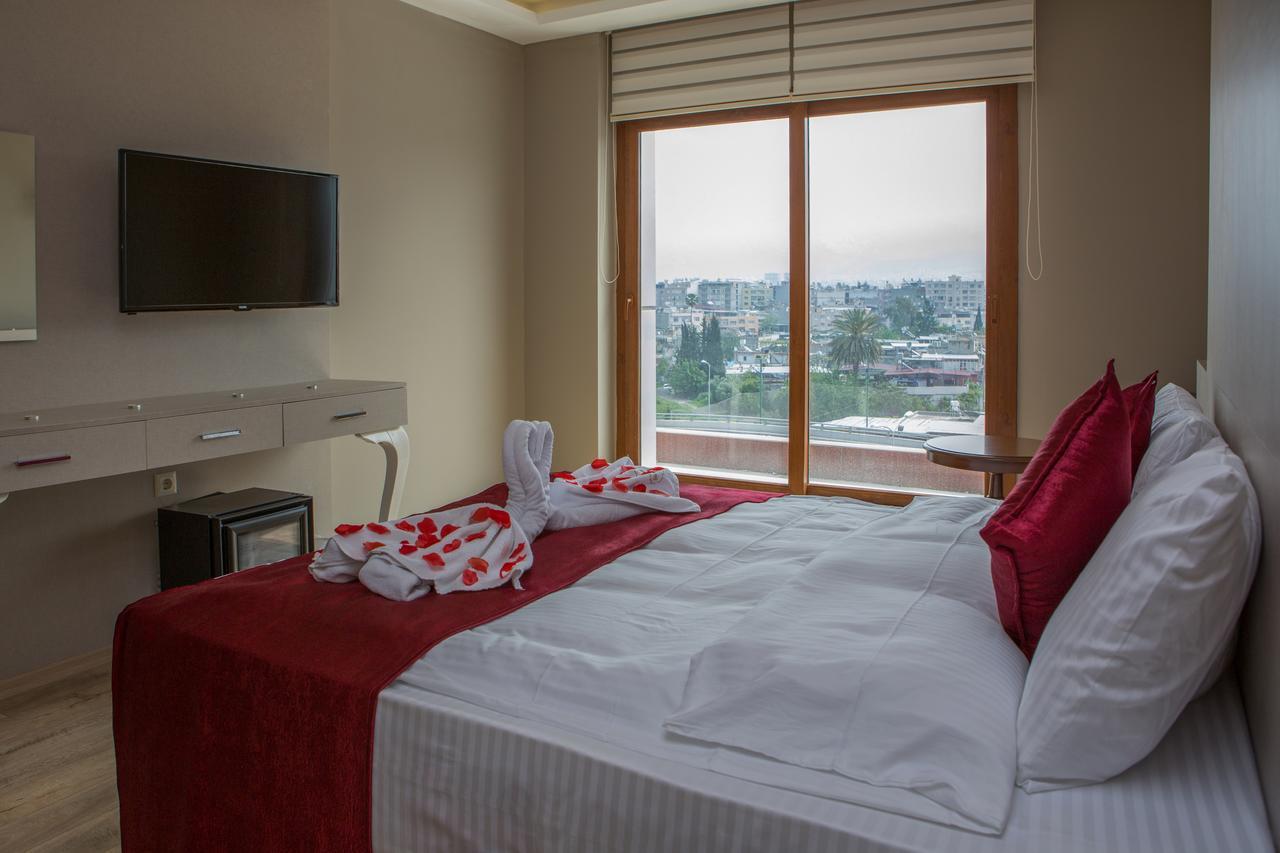 Akcali Hotel Iskenderun Bagian luar foto